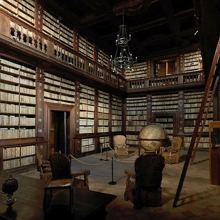 Appartamento A Palazzo Vinci Fermo Exterior foto