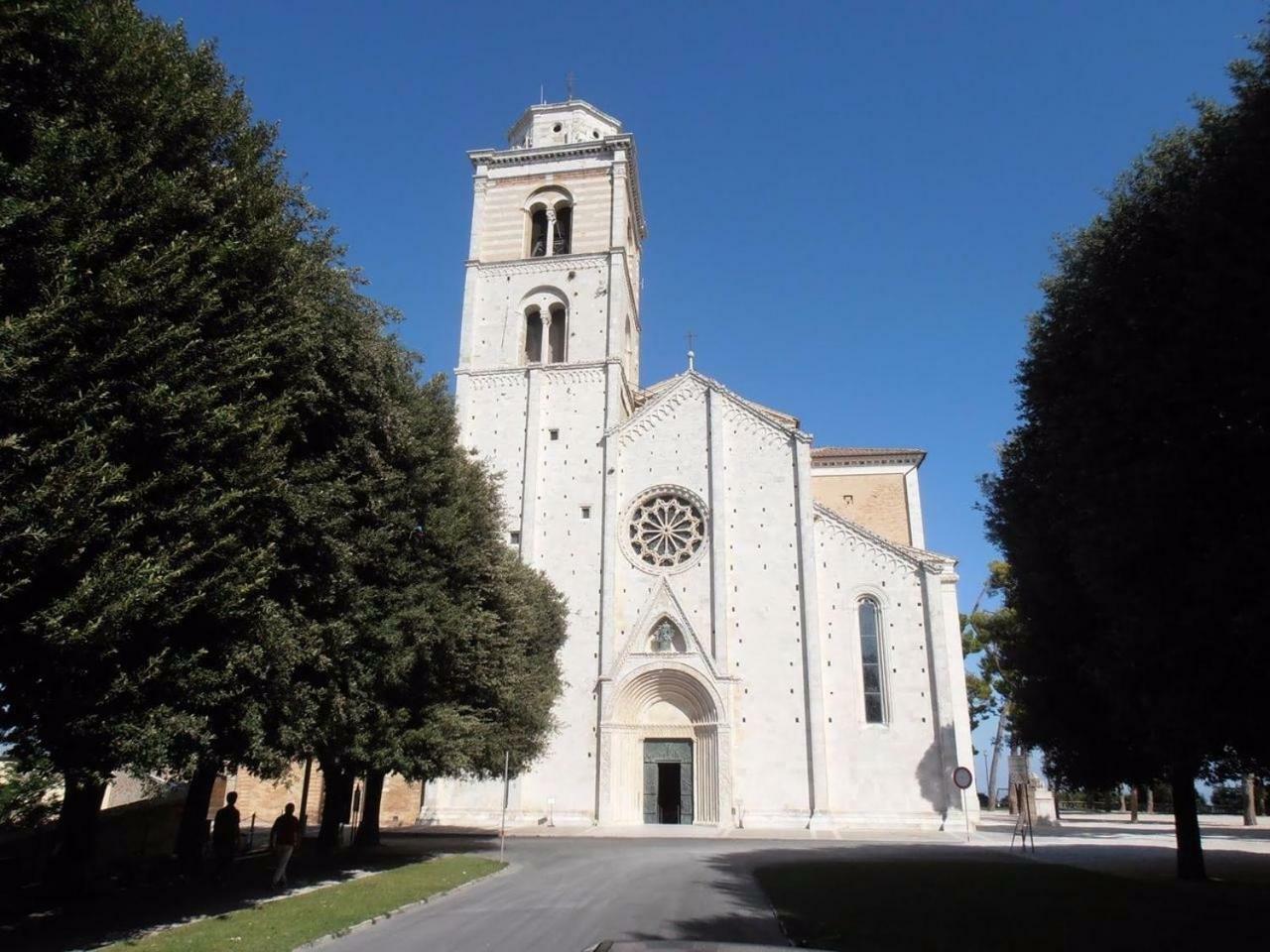 Appartamento A Palazzo Vinci Fermo Exterior foto